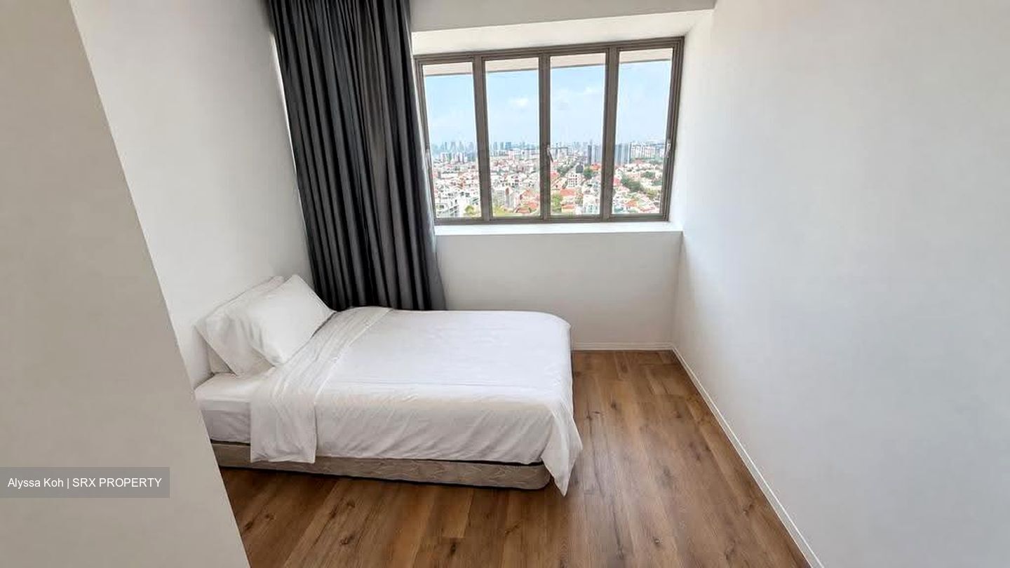 The Trumps (D14), Condominium #620775521